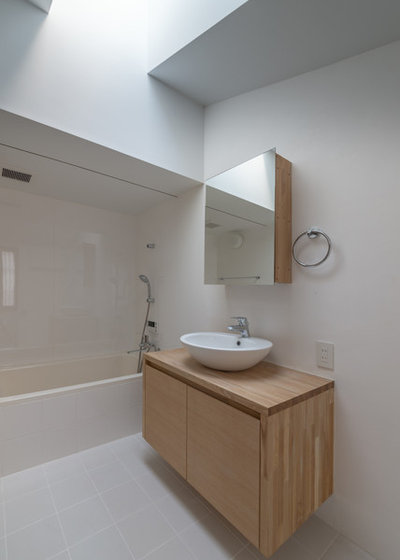 モダン 浴室 by 京都の建築家 森田一弥建築設計事務所