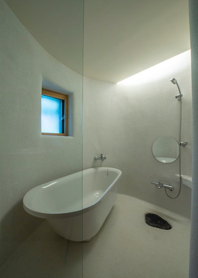 コンテンポラリー 浴室 by 遠野未来建築事務所
