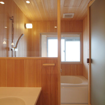 採光と通風を取り込んだ浴室・洗面空間