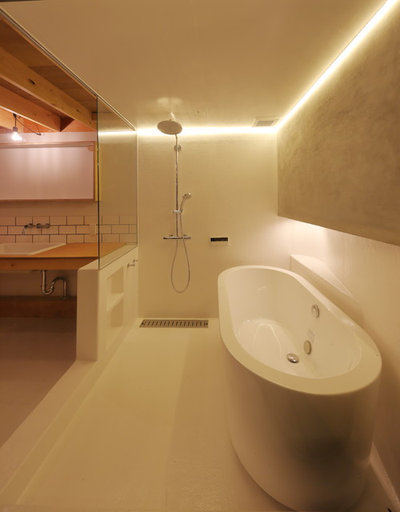 コンテンポラリー 浴室 by ことこと設計室