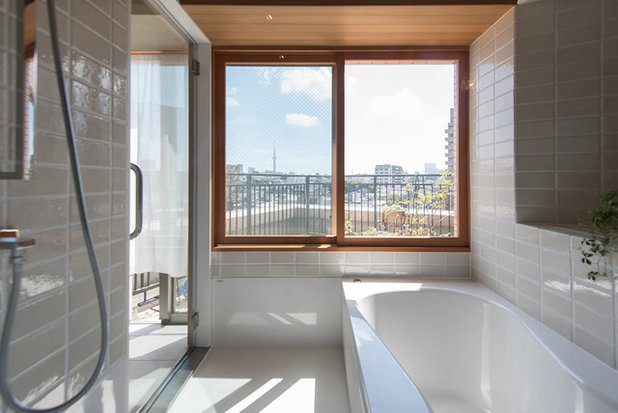 コンテンポラリー 浴室 by 株式会社ハンズデザイン一級建築士事務所