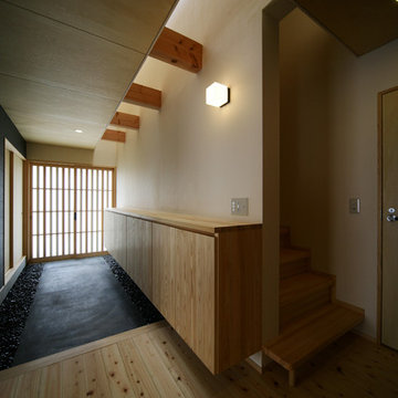 I-House