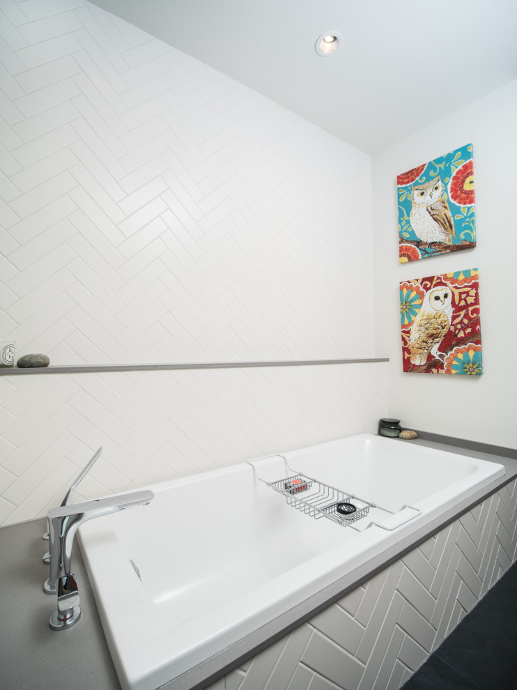 Trendy home design photo in Vancouver