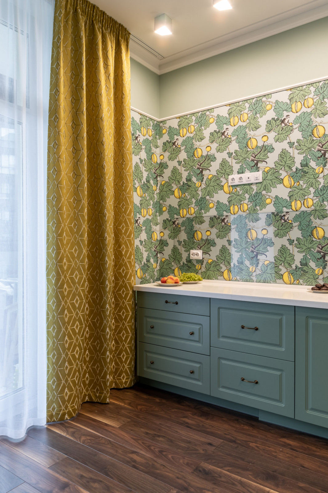 Лимоны в тропическом лесу