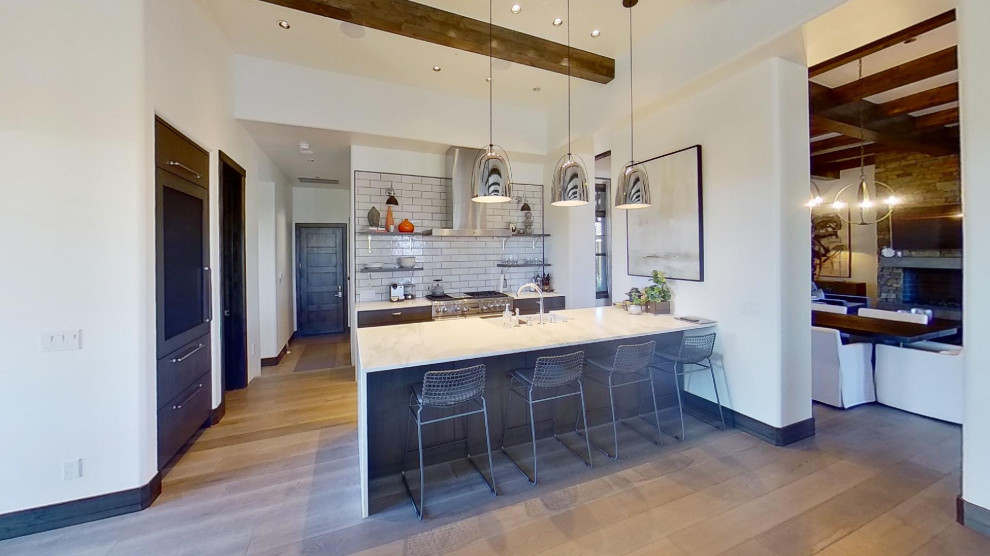 Inspiration for a transitional kitchen remodel in Phoenix