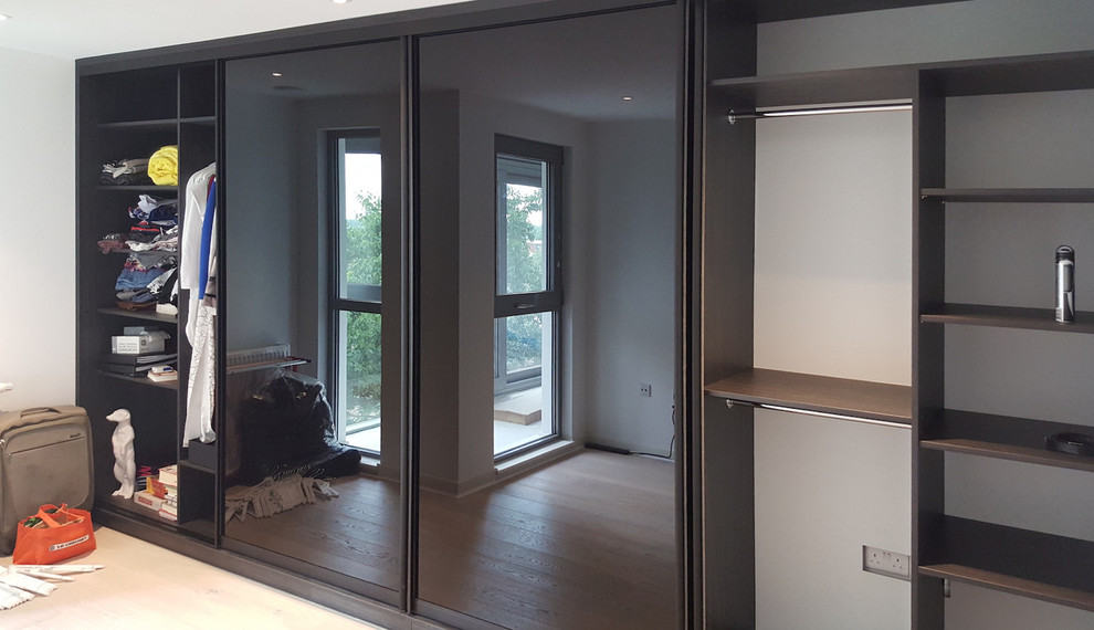 Bespoke Fitted Sliding Wardrobe