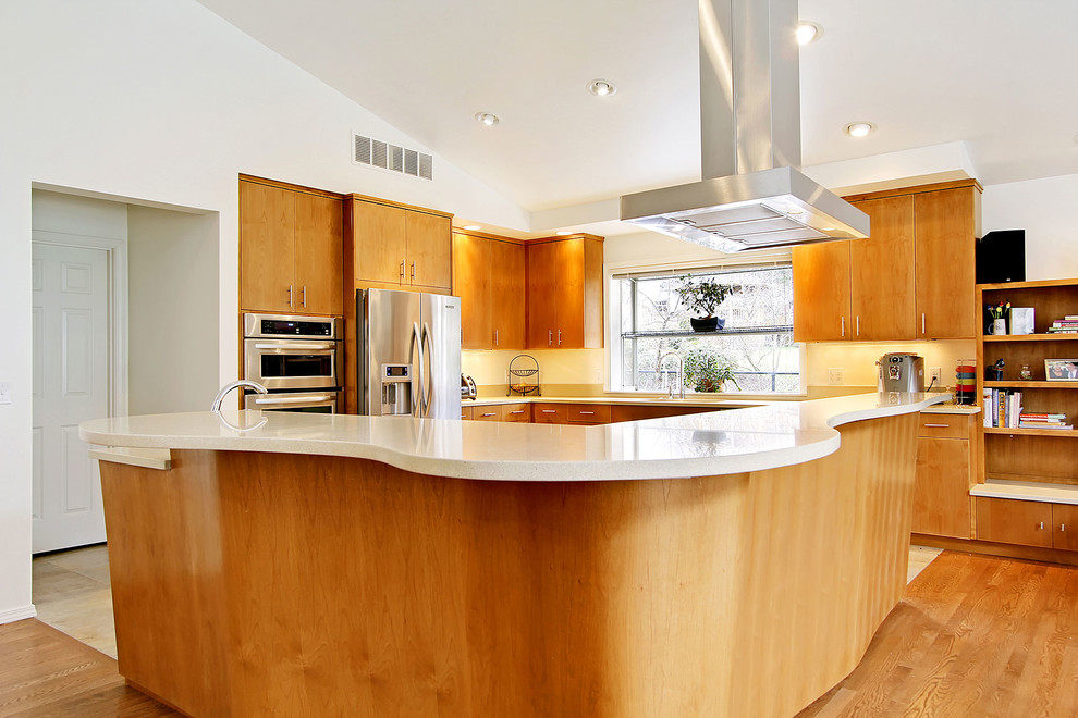 This is an example of a scandinavian kitchen in Seattle.