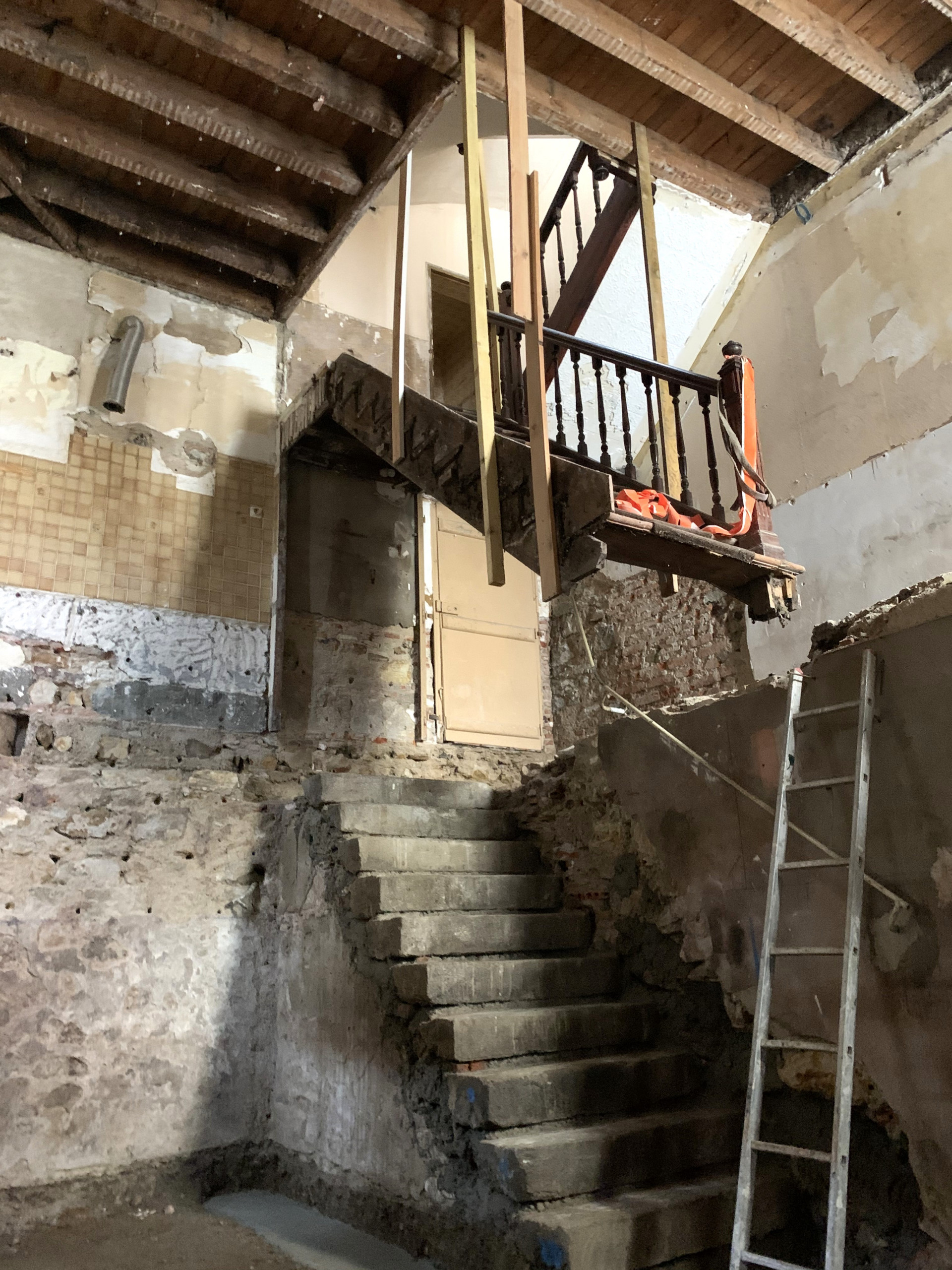 LA BELLE ENDORMIE // 145m² rénové - maison familiale