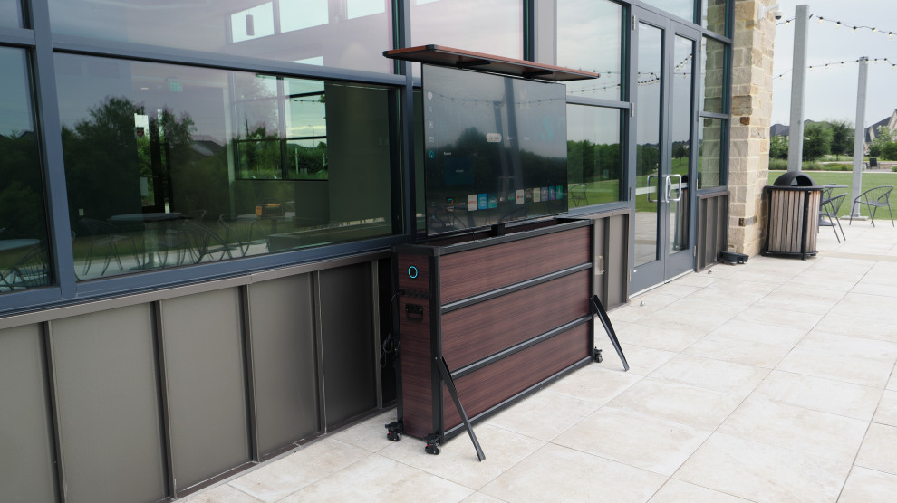 Outdoor TV lift cabinet