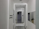 Led in Corridoio a Confronto: 4 Pro Spiegano Come Li Hanno Usati (8 photos) - image  on http://www.designedoo.it