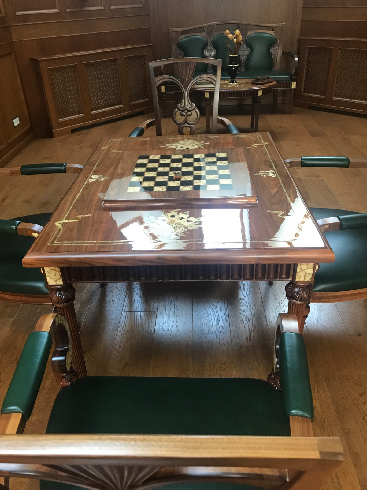 Дом в классическом стиле 500м.кв