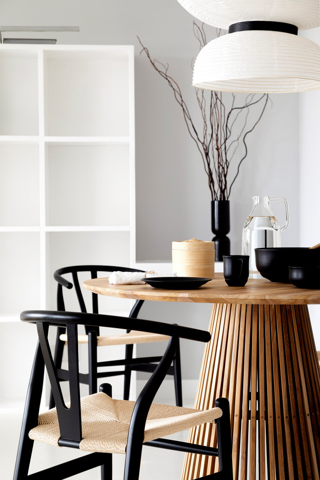 Photo of a scandi dining room in Barcelona.
