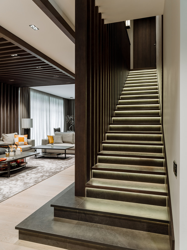 Гардеробные, камин, двери и премиум мебель / ГОРКИ-8