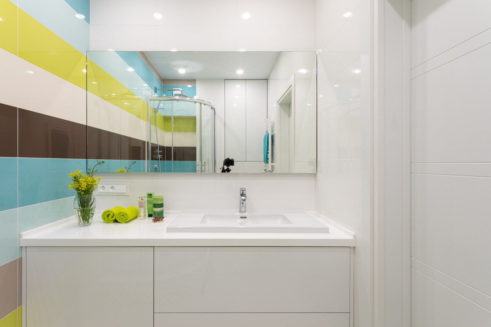 яркий интерьер квартиры 71 кв.м. в г. Калининграде