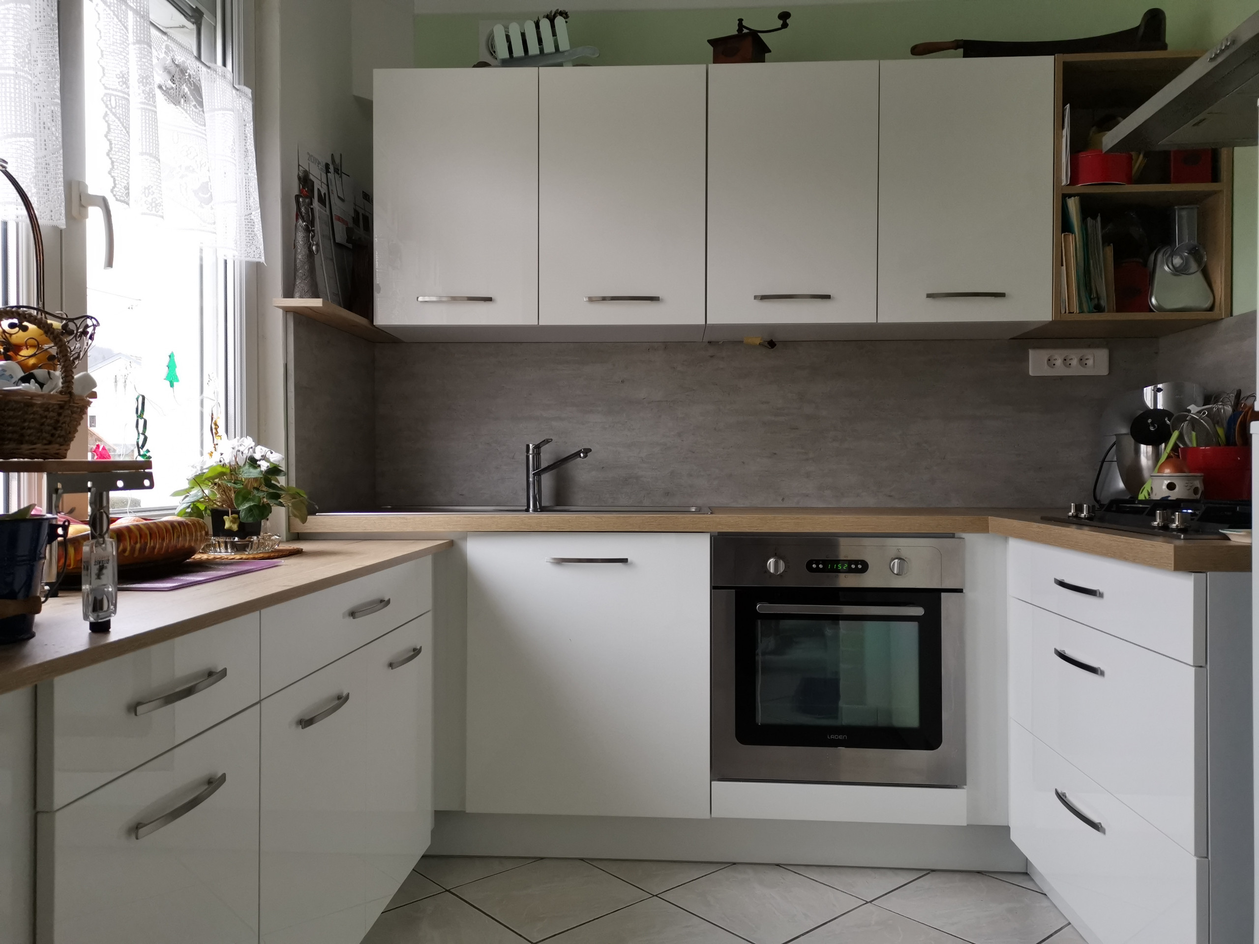 Cuisine blanche et bois N°1