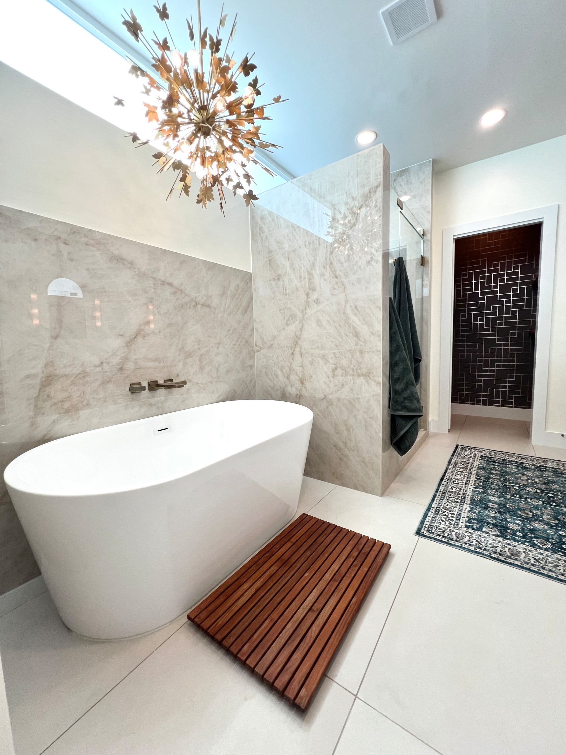 Museum District Primary Bath