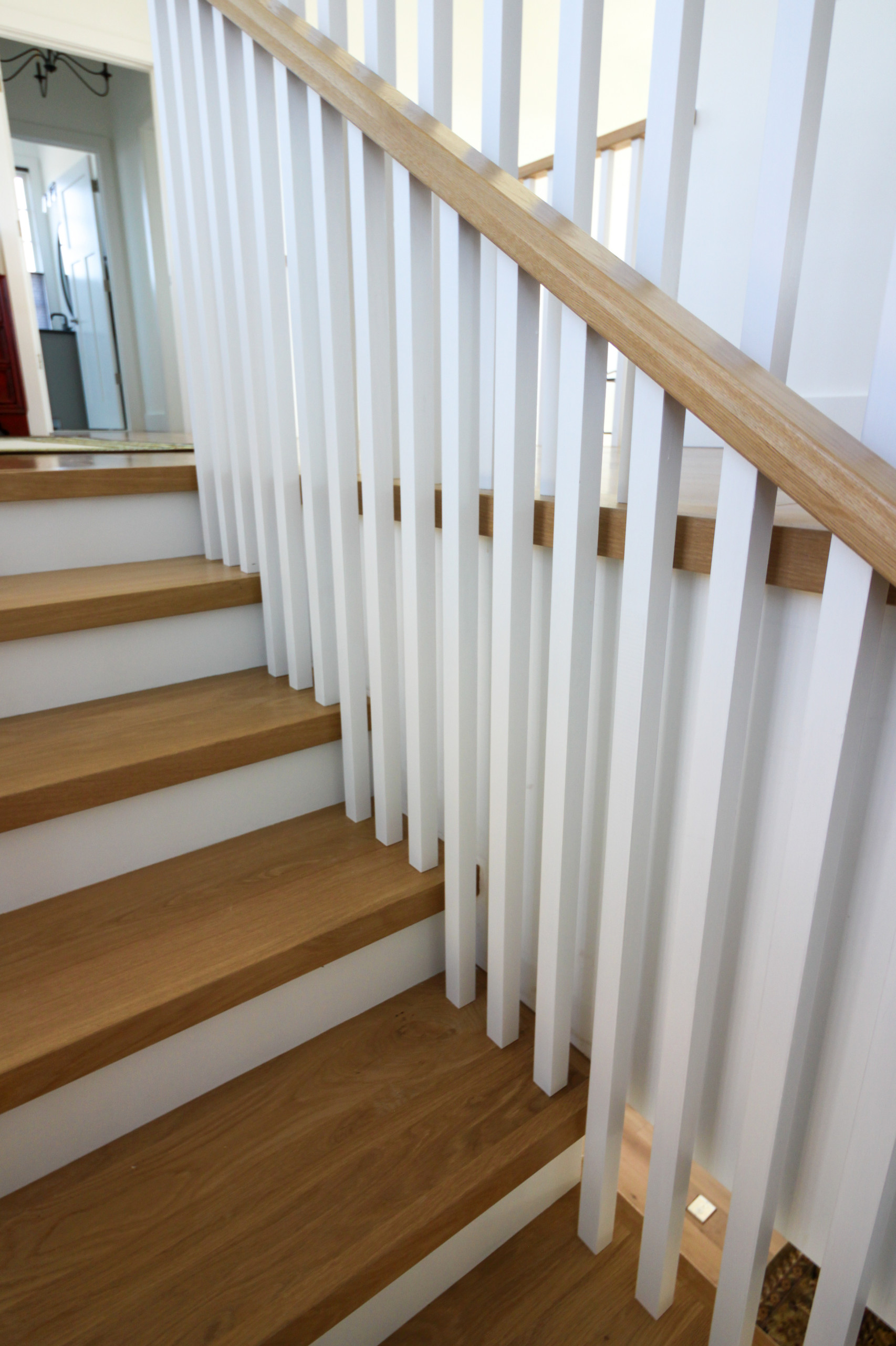 91_U-Shaped Floating Staircase Surrounded by Bucolic Mountain Views, Winchester,