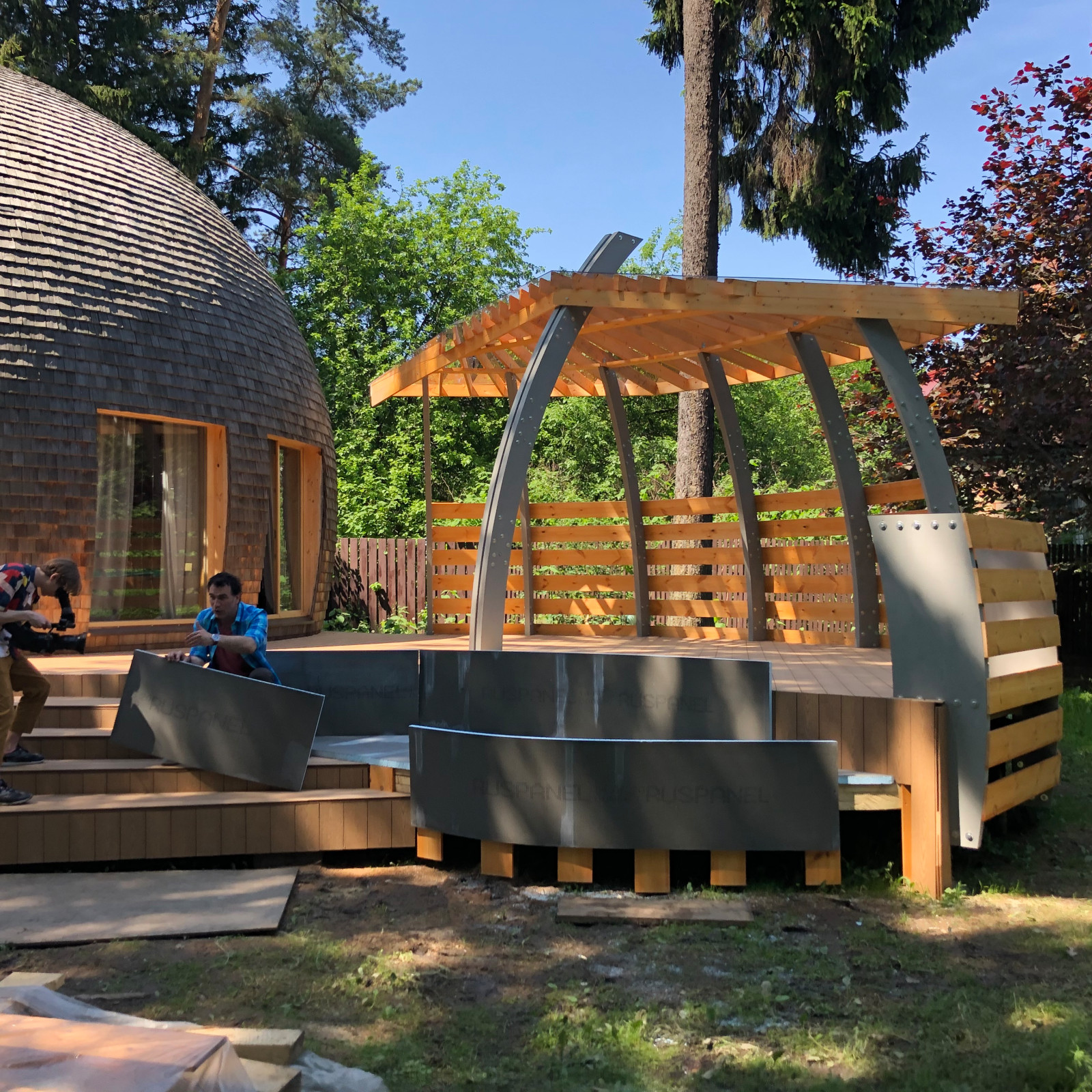 Необычная веранда (и терраса) к Необычному Дому (проект "Фазенда-лайф")