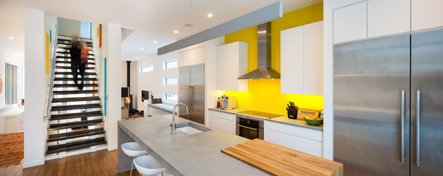 Candid modern-kitchen