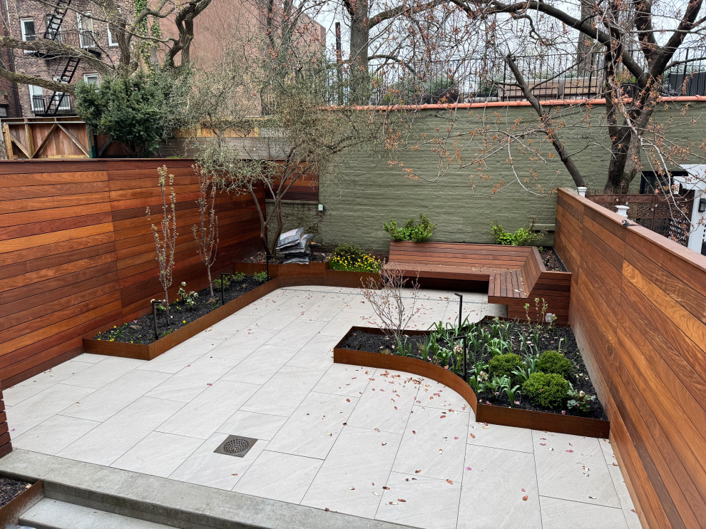 Brooklyn Heights Shady Garden