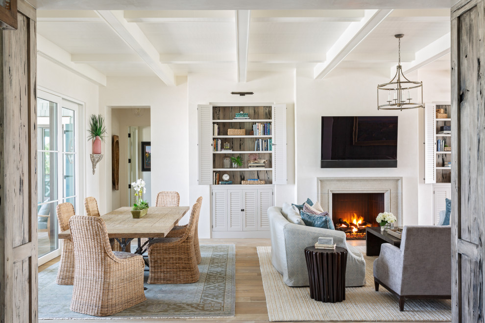Inspiration for a coastal dining room remodel in Charleston
