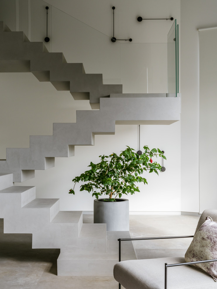 Дом с парящей лестницей