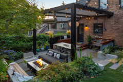 How to Create Privacy in Your Yard With Plants and Structures