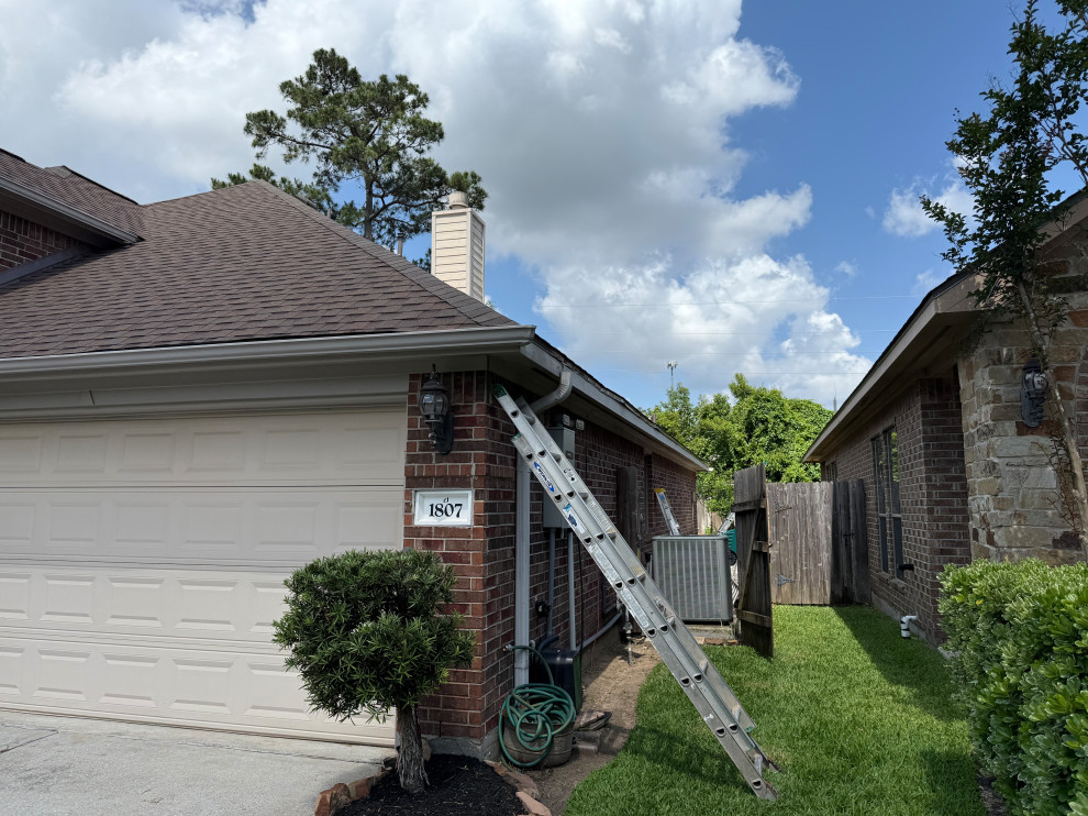AD1807 - Gutter Installation & Paint Re-Fresh