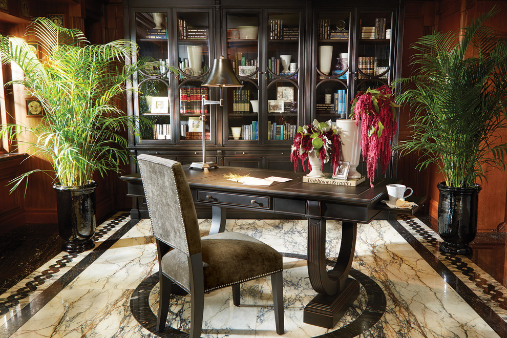 Inspiration for a timeless home office remodel in Cleveland