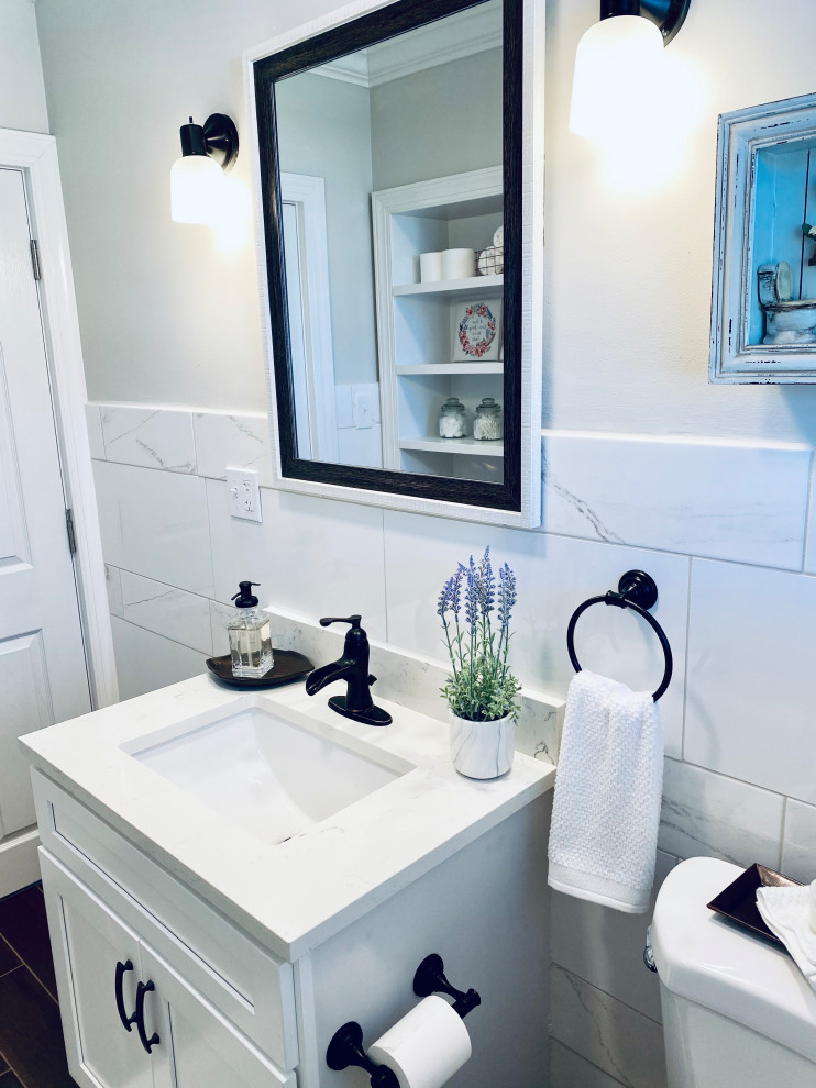 Bathroom - transitional bathroom idea