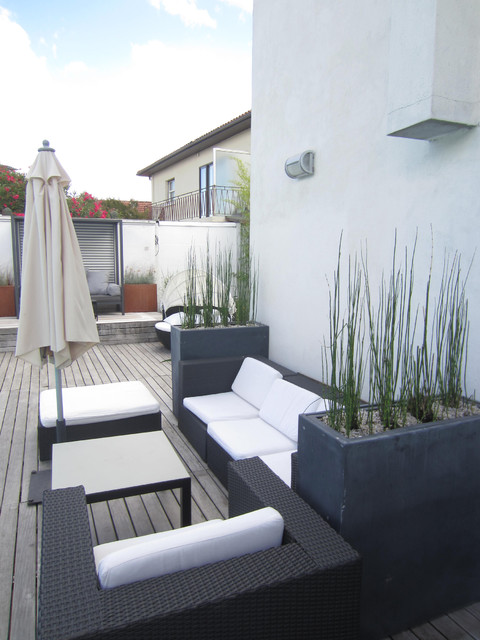 Pots & Petits Espaces contemporary-deck