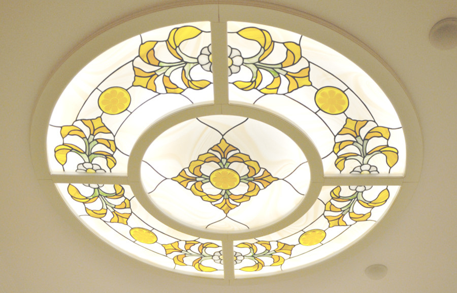 Витраж в ванной комнате