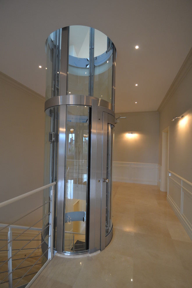 Загородный дом - 120 кв.м. мансарда, расположение кухни и душевой. Реализация.