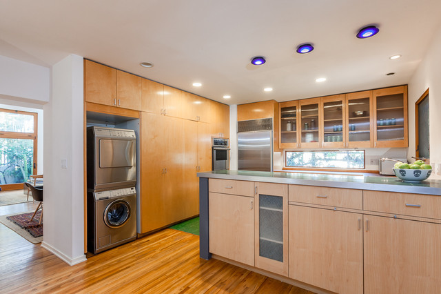Princeton contemporary-kitchen