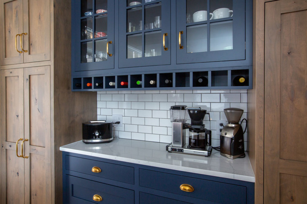 Inspiration for a transitional kitchen remodel in New York