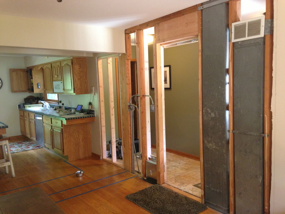 Large mountain style kitchen photo in Chicago