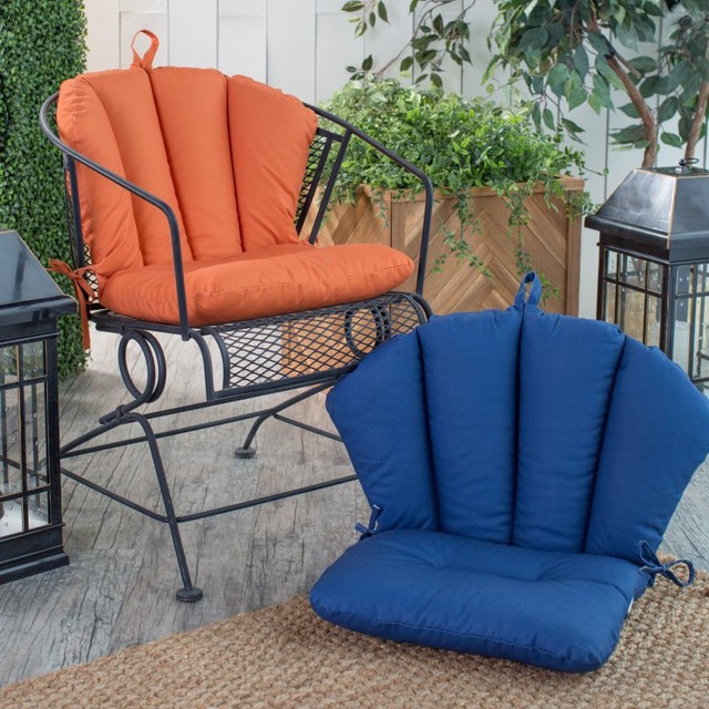Valencia Barrel Back Chair Cushion 18 X 30 In 9668pk1 2595c Valencia Barrel Back Chair Cushion 18 X 30 In 9668pk1 2595c