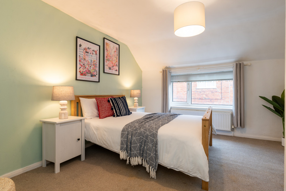 2 Post House - Stage to Sell