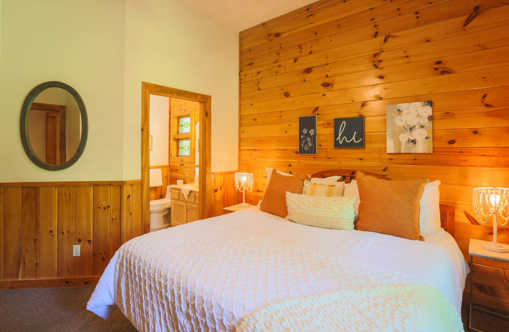 Bedroom - rustic bedroom idea