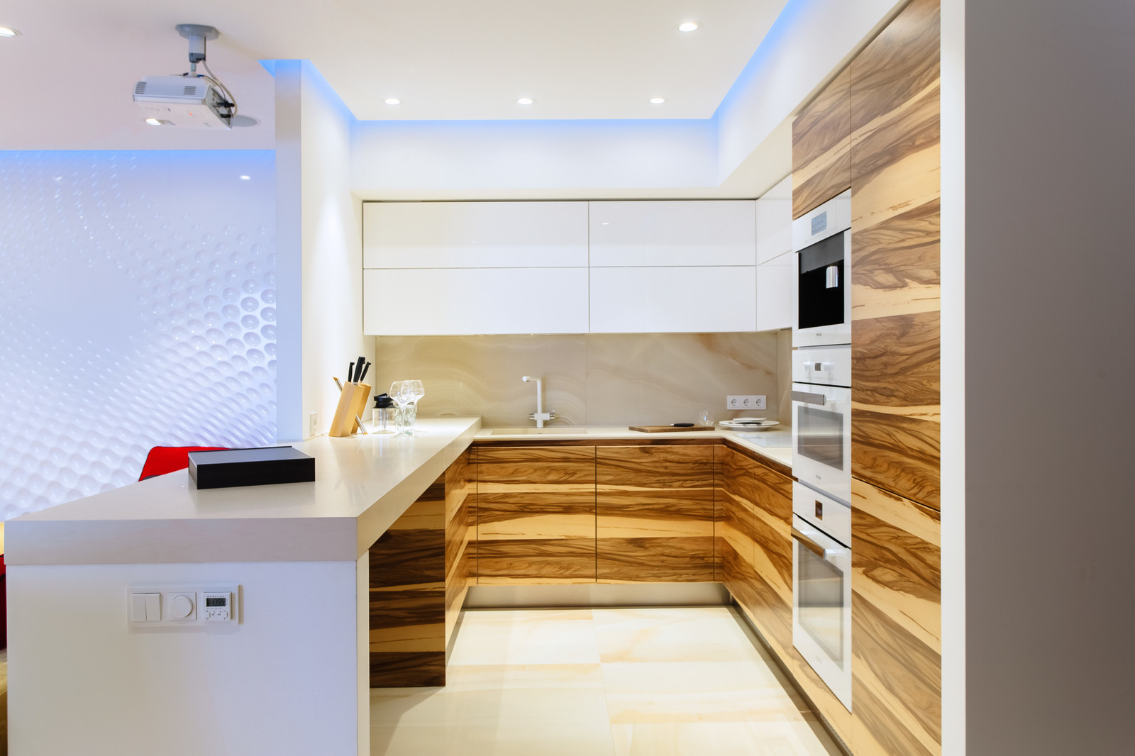 Кухня для молодого человека