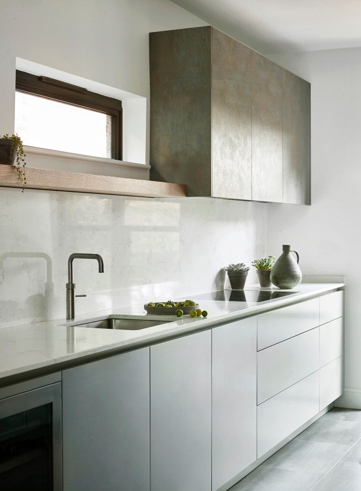 Inspiration for a modern kitchen in London.