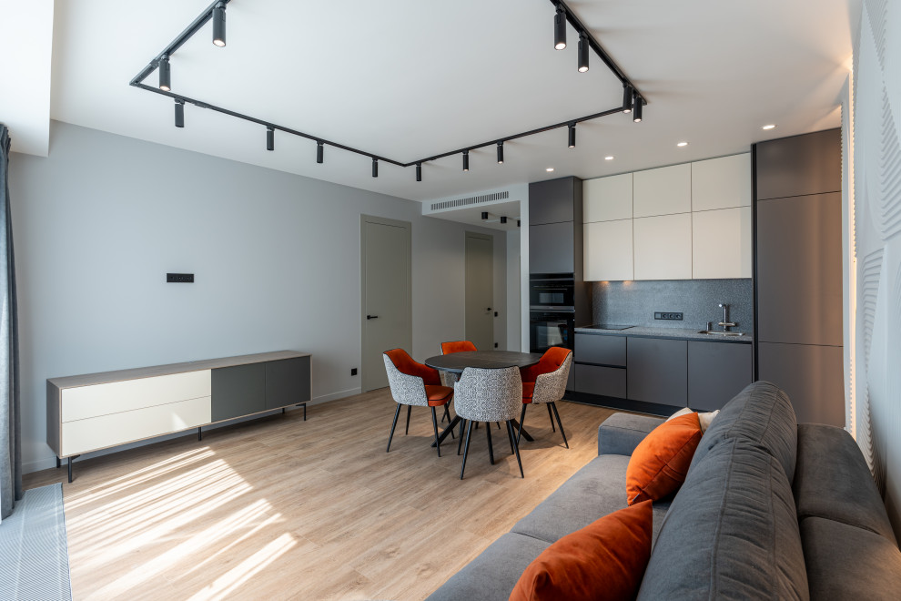 Ремонт двухкомнатной квартиры с  кухней-гостиной