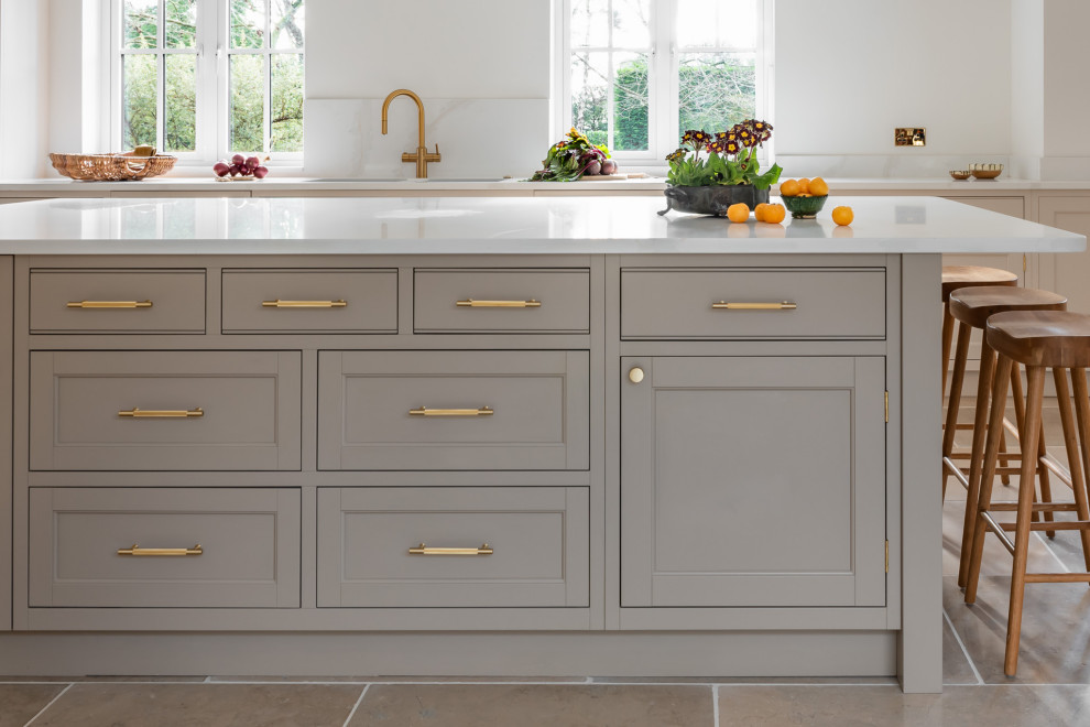 A Stately Surrey Home - Traditional - Kitchen - Surrey - by Chisholm ...