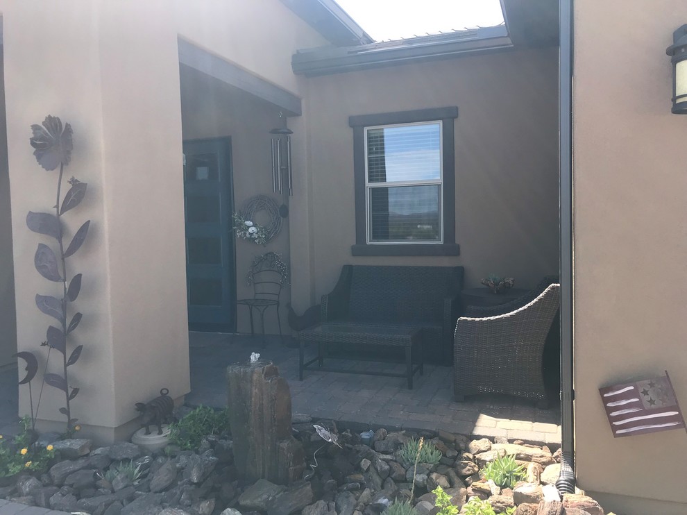 Mountain style home design photo in Phoenix
