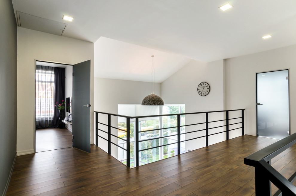 Жилой дом на берегу моря г. Новосибирск