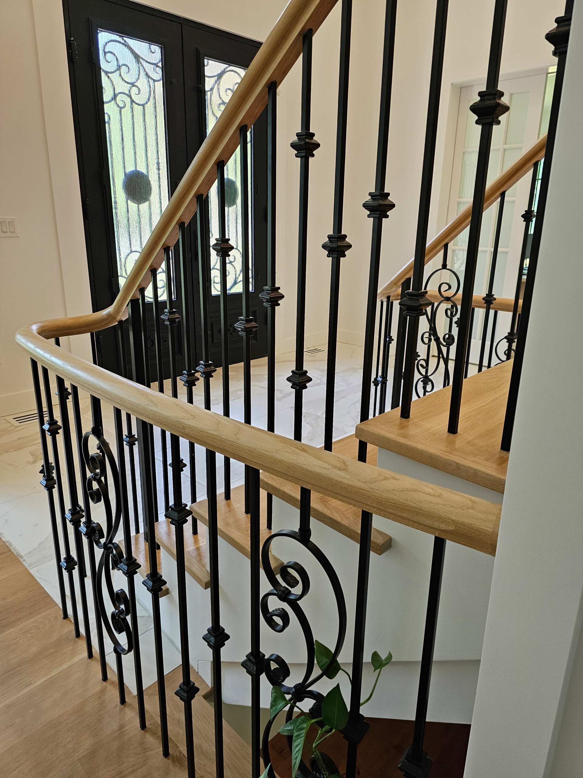 120_Luxurious White Oak Stair with Iron Balusters, Great Falls, 22066
