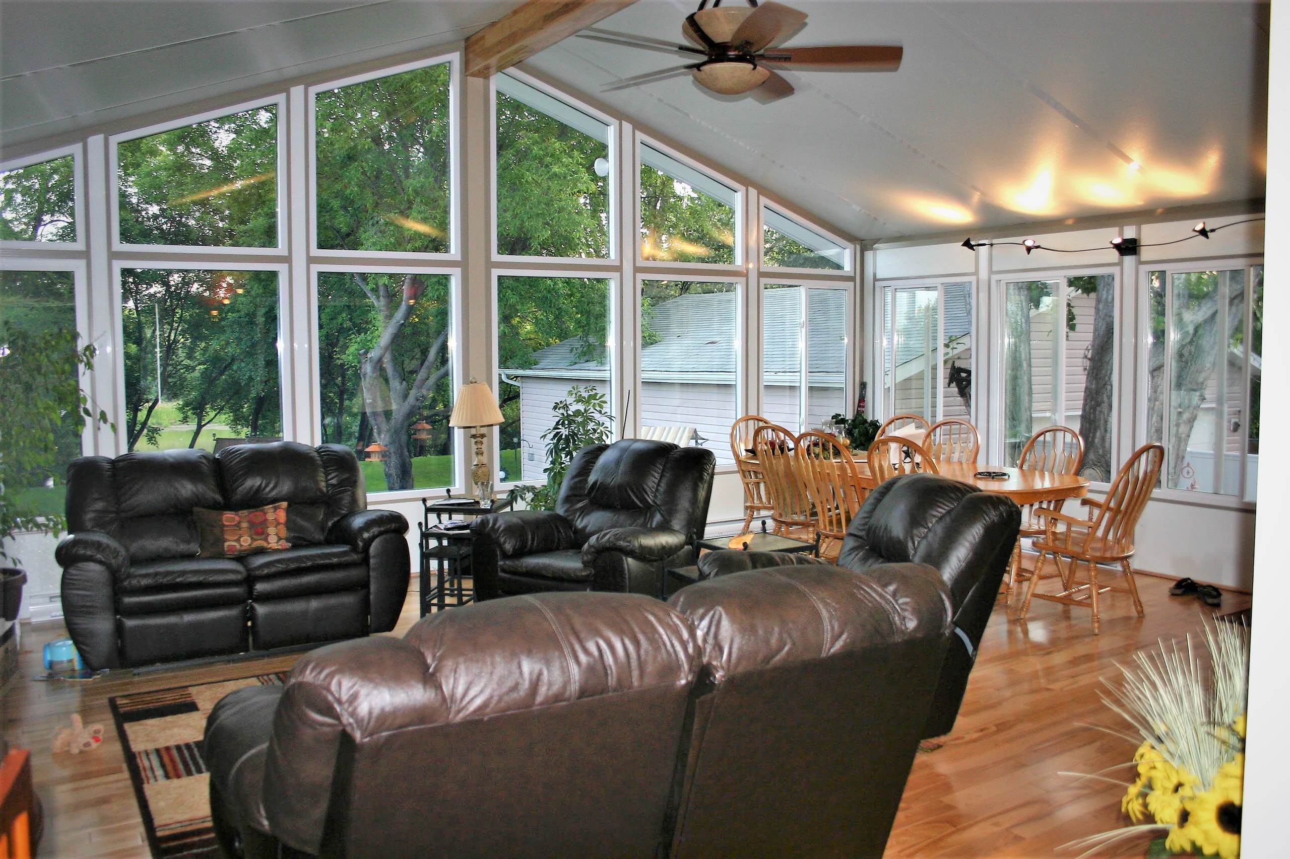 Sunroom Model 400 Insulated 4 Season with Gabel Roof