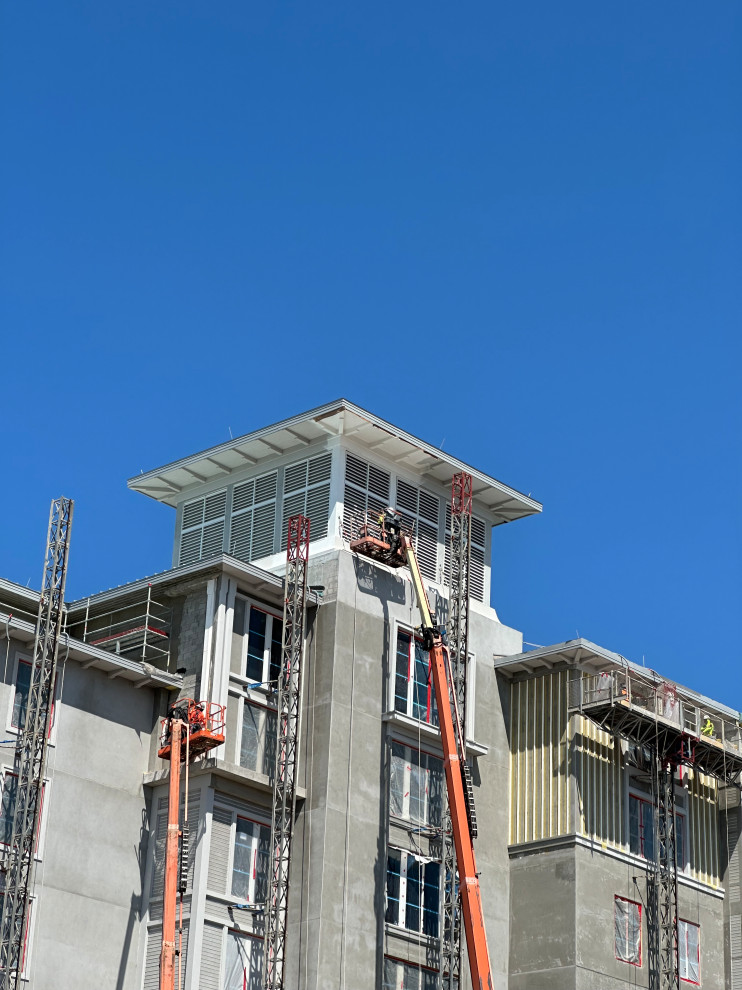 NF301 - Naples Beach Club