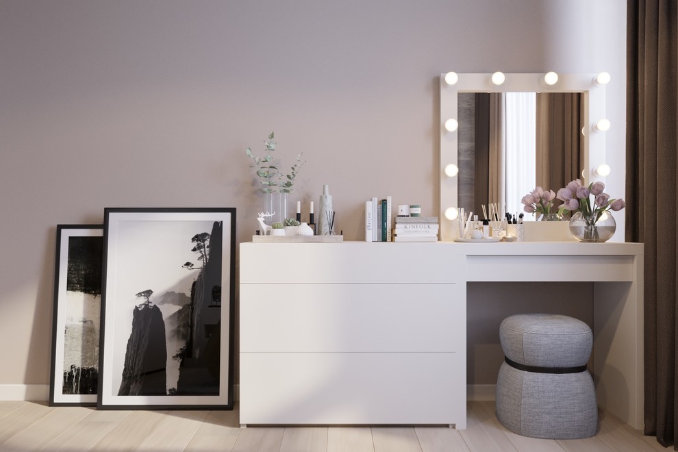 Спальня в деревянной отделке