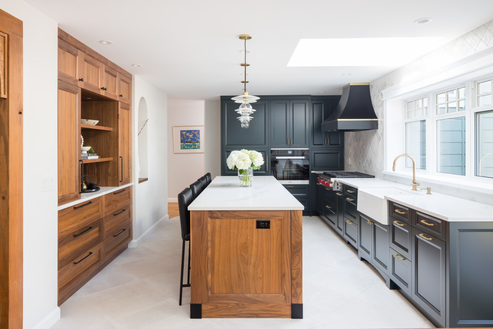 Design ideas for a traditional kitchen in Vancouver.